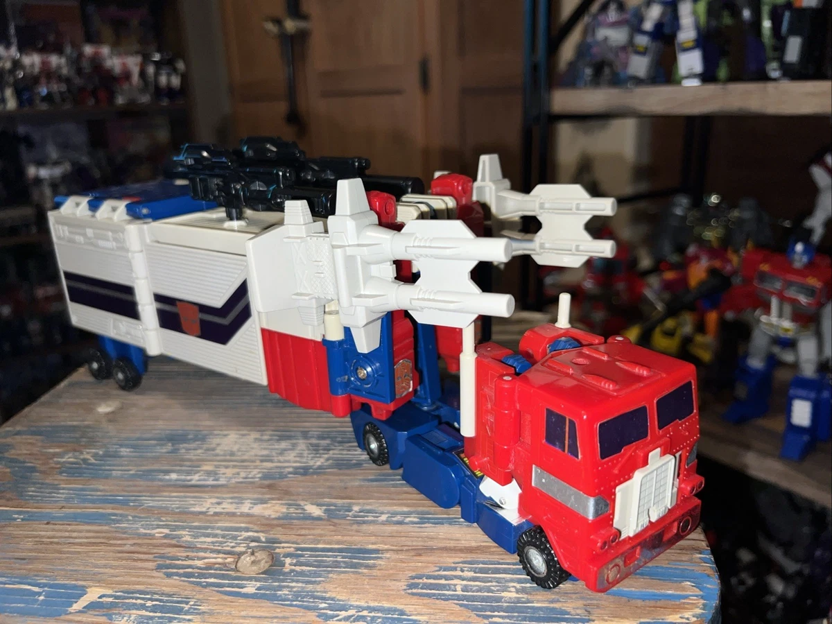 Transformers 1988 Year Manufactured Optimus Prime Transformers
