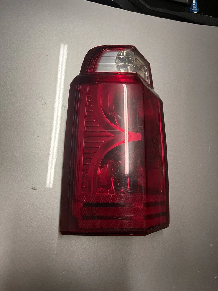 Левый задний фонарь для Jeep Commander 06 07 08 09 10 - Изображение 2 из 4