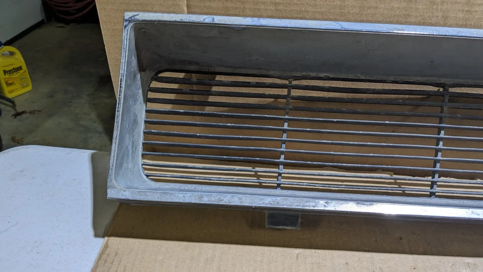 1965 PONTIAC LEMANS GTO TEMPEST GRILLE 插入右手 — 第 4/4 张图片