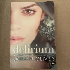 Delirium Trade Paperback 2011 Lauren Oliver Fiction Love Resistance Maine Family