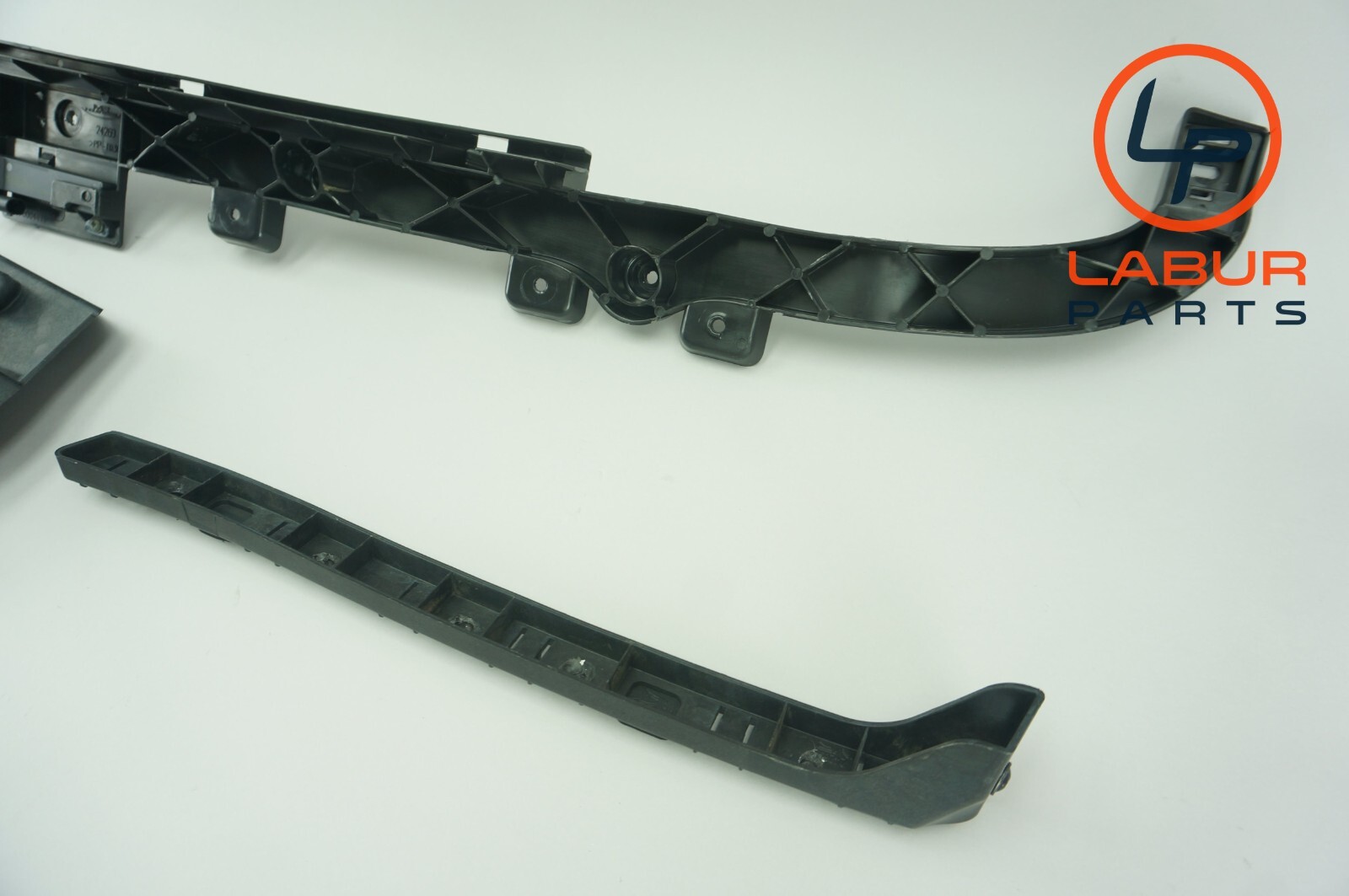M157 14-17 Maserati Ghibli Rear Bumper Mount Support Bracket Set of 4 BX324