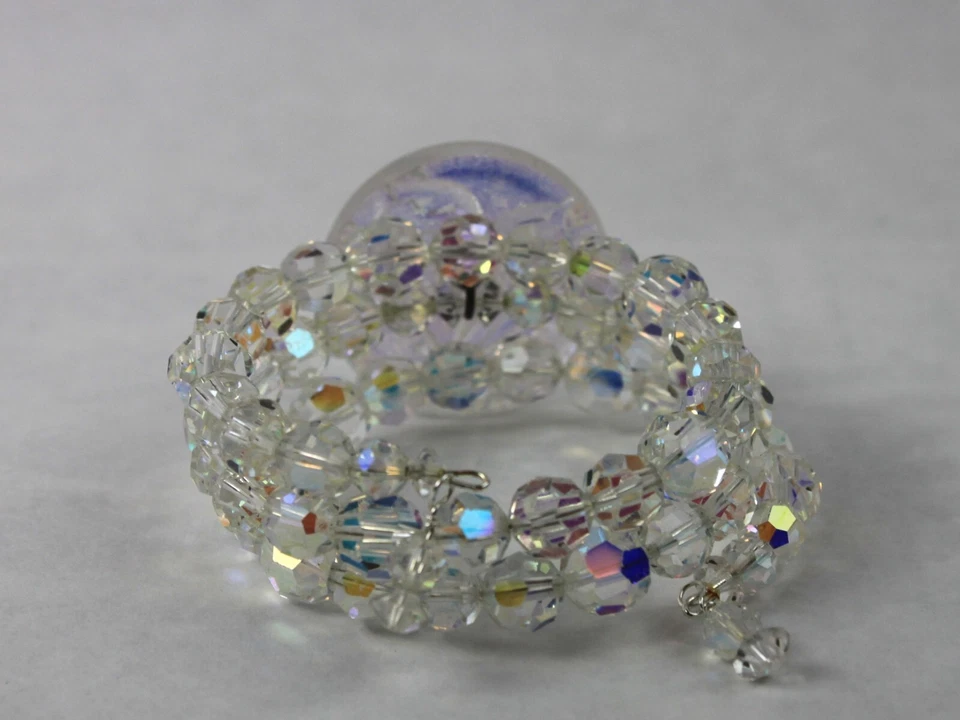 Pulsera Botón Cristal Aurora Borealis y Vidrio Checo Hecha a Mano ÚNICA EN SU CLASE Artesana Foto 4 de 4