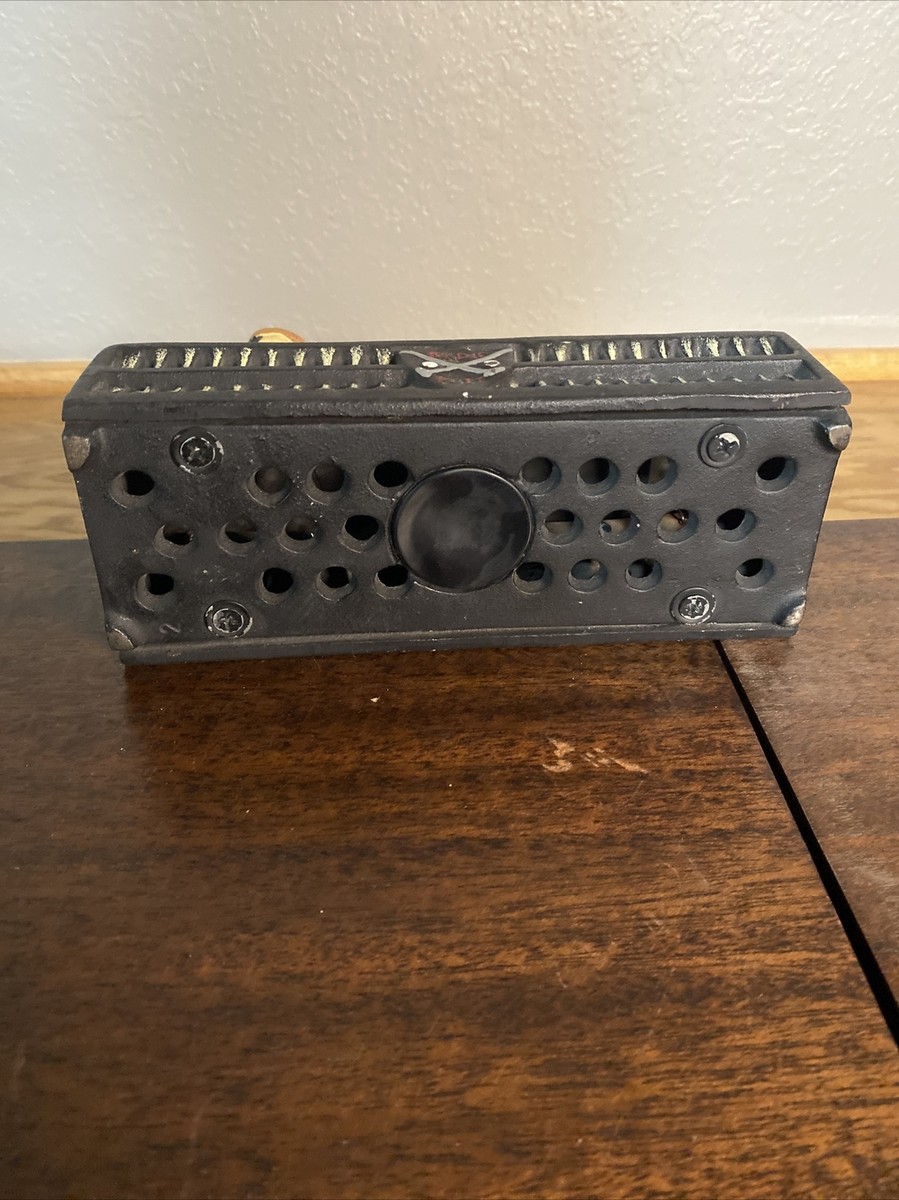 Cast Iron Golf Birdie Putt Mechanical Coin Bank Hand Painted