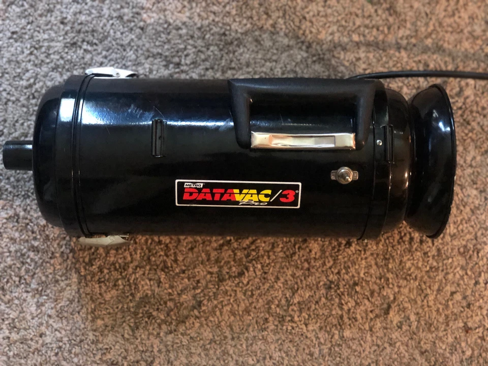 Metro DataVac Pro 3 Black Handheld Cleaner Vacuum - Image 3 of 4