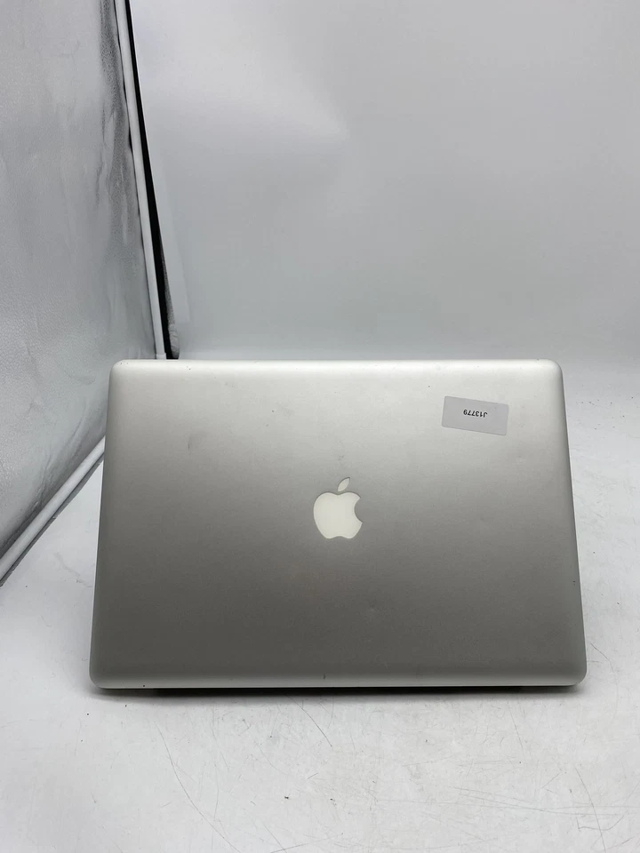 Apple MacBook Pro 15" Early 2011 Intel Core i7 2635QM 2GHz 4GB RAM 500GB HDD - Image 4 of 4