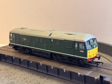 Bachmann 32-429 Class 24 Diesel Locomotive D5011 in BR Green - DCC Sound Fitted