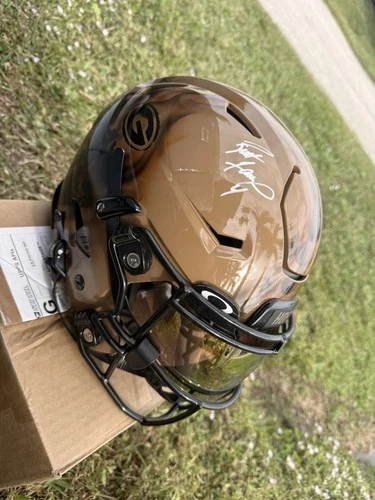 Green Bay Packers Brett Favre Signed Full Size Custom Painted Helmet