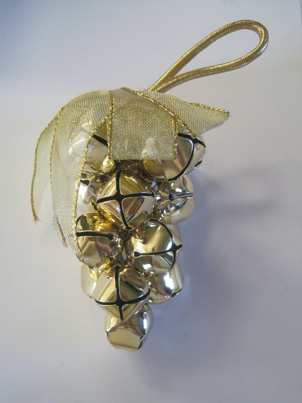 Cluster Grape Ornament Jingle Bells Goldtone 5.5" GUC