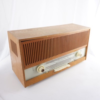 Elprom KB Melodia M 14-c (Kliment Voroshilov Works Sofia) Tube Radio 1966-1967