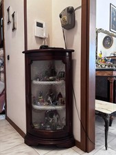 Mobile angolare in legno, con due ripiani, marrone