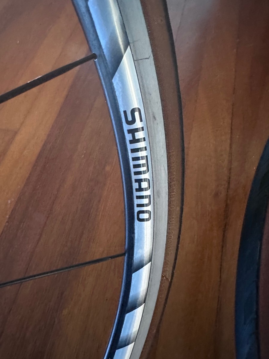 Shimano Wh-r550 10 Speed 700c Road Clincher Wheel Set for sale