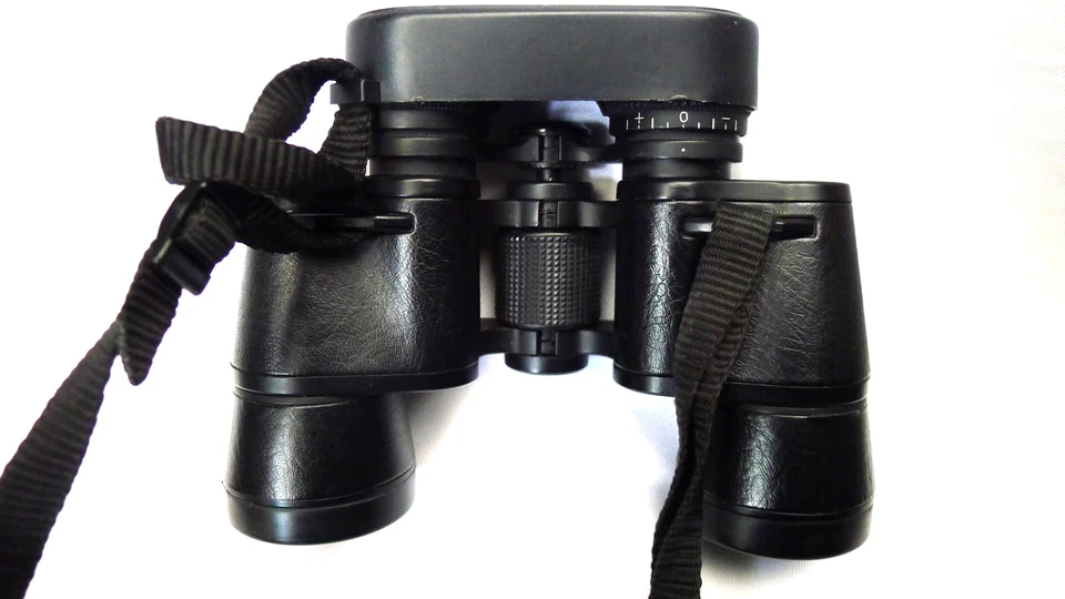 Opticron Classic 3 8x42 Multi-Coated BINOCULARS Air-Achromat c/w Rain Guard - Image 3 of 4