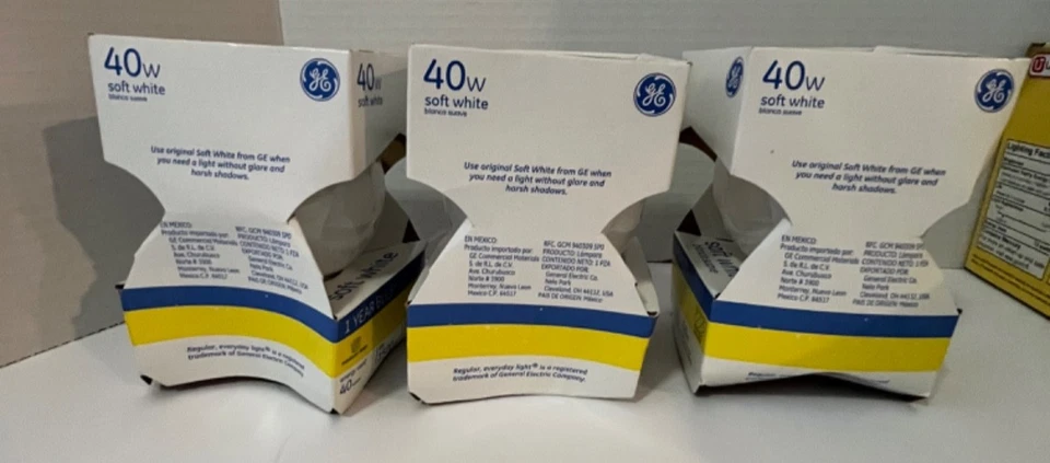 GE 40W SoftWhite Globe Bulb 1 Year Rating Dimmable Bathroom Vanities 3 Bulbs - Image 4 of 4