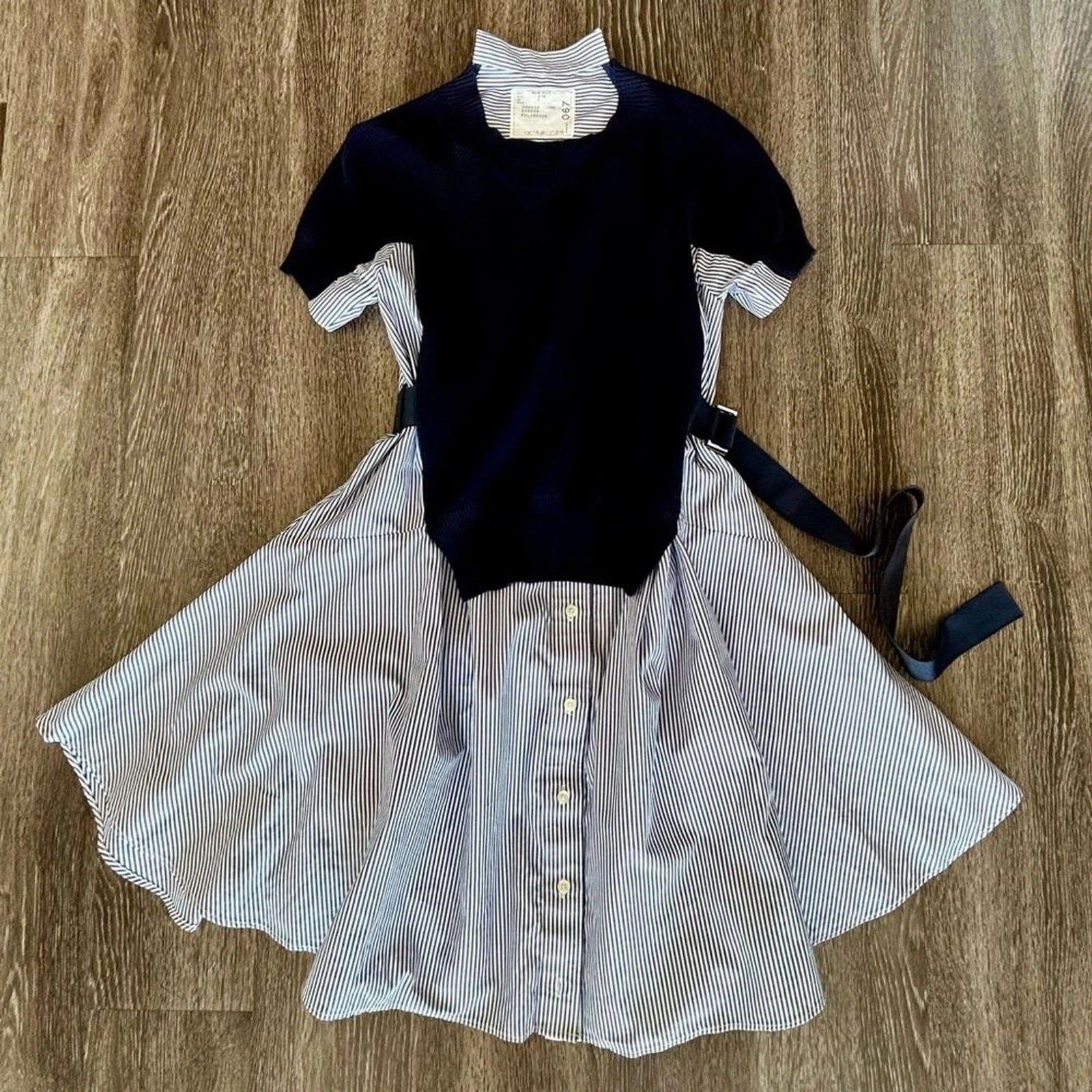 Camicia ibrida SACAI nuova senza etichette abito blu navy righe 100% cotone maglia overlay taglia 1 XS