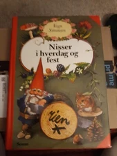 Nisser i Hverdag Og Fest By Vagn Simonsen Hardcover with Dust Jacket 