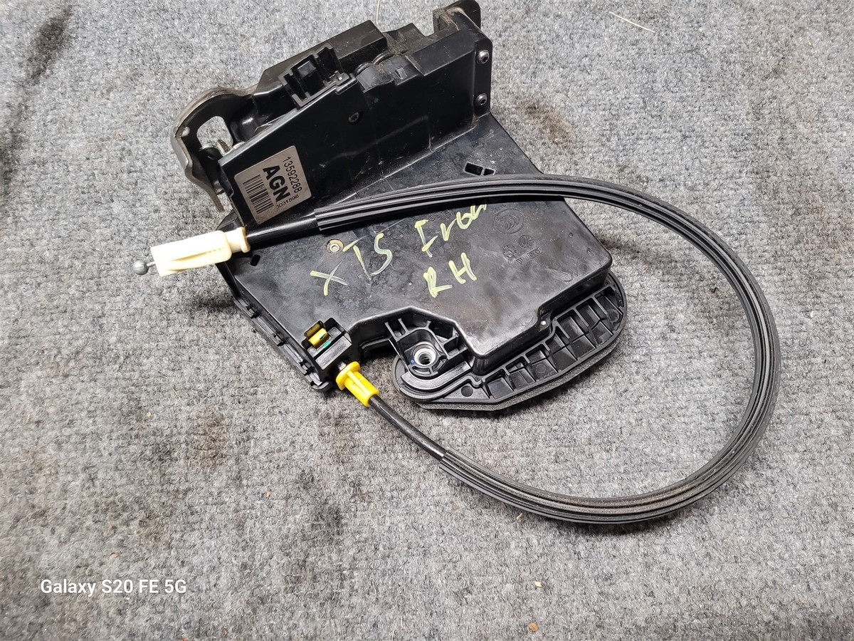 2013-2019 Cadillac XTS FRONT RIGHT DRIVER SIDE DOOR LOCK LATCH