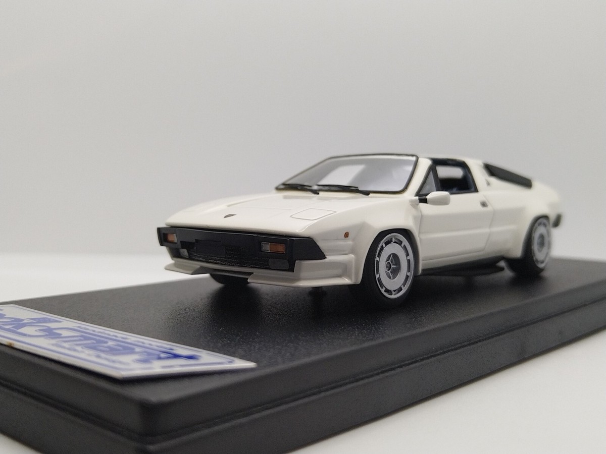 LOOKSMART 1/43 Lamborghini Jalpa 1981. Limited 10/49. Extremely