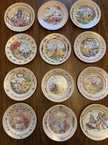 12 Classic Winnie Pooh Bear Collector Plates Perpetual Calendar Bradford READ