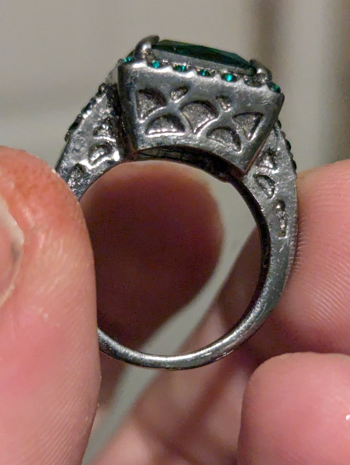 Green Rectangle Cut Ring - image 9