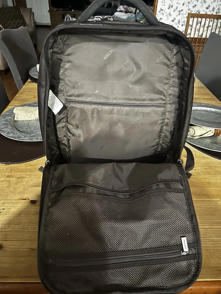 Mochila Kenneth Cole Reaction Manhattan Messenger 16" laptop couro pré-owne - Imagem 4 de 4