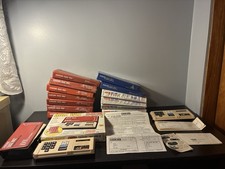 Vintage Coleco Quiz Wiz 1001 Questions Handheld Video Game w/14 Quiz Books WORKS