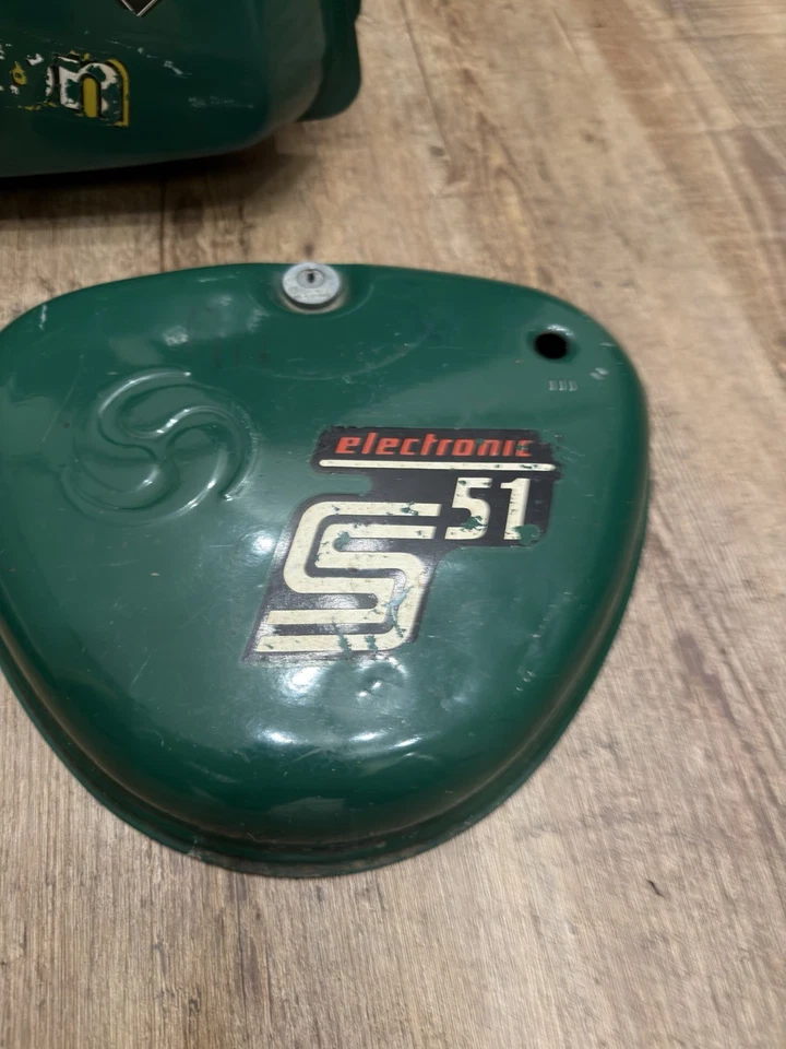 Simson S51 Tankset Seitendeckel Tank Billardgrün Original 1980 - Bild 4 von 4