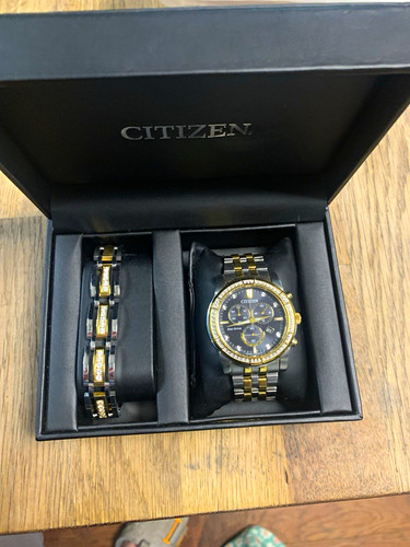 Citizen Eco-Drive Men's Two-Tone Chronograph Date Watch w/ Box