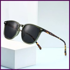 2026 New Ultra Light Square Black Face Enhancing Sunglasses With Trendy Natural