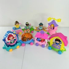 Little People Disney Princess Parade 8-Float Train Set Ariel, Belle, Tiana