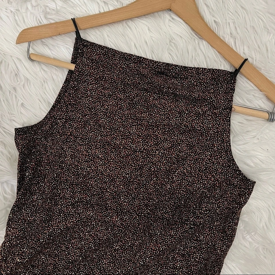 复古 My Michelle 闪耀方领背心,尺寸 L — 第 2/4 张图片