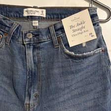 NWT Abercrombie  Fitch Women  s Ankle Straight Ultra High Rise Blue Jeans 29 8R