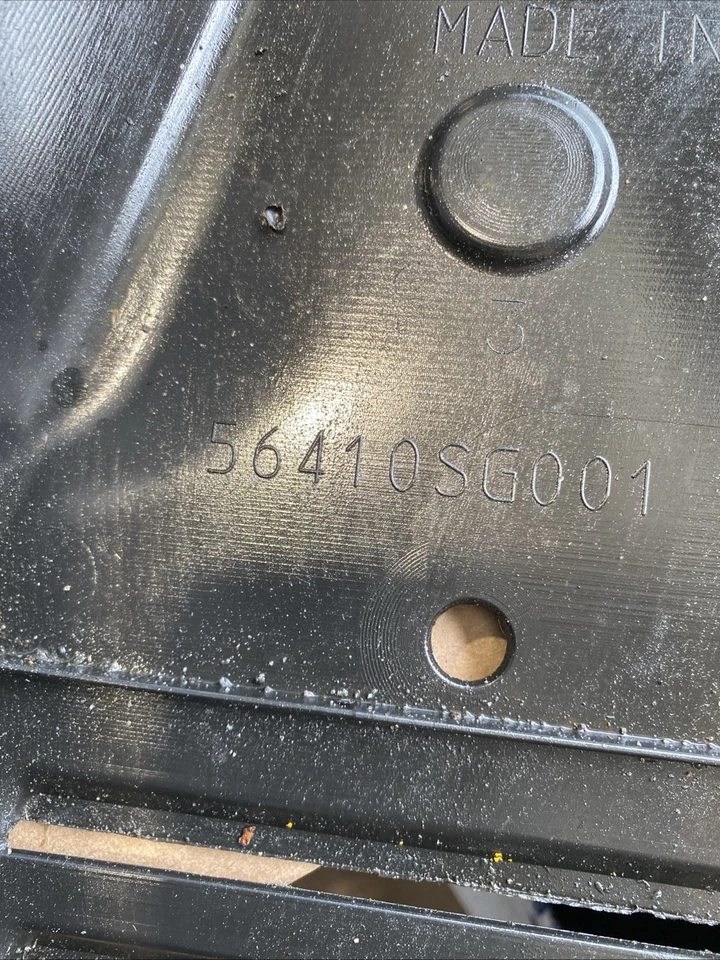 Protector contra salpicaduras de motor Subaru Forester 2014 2015 2016 2017 2018 2,5 56410SG001 ATC Foto 4 de 4