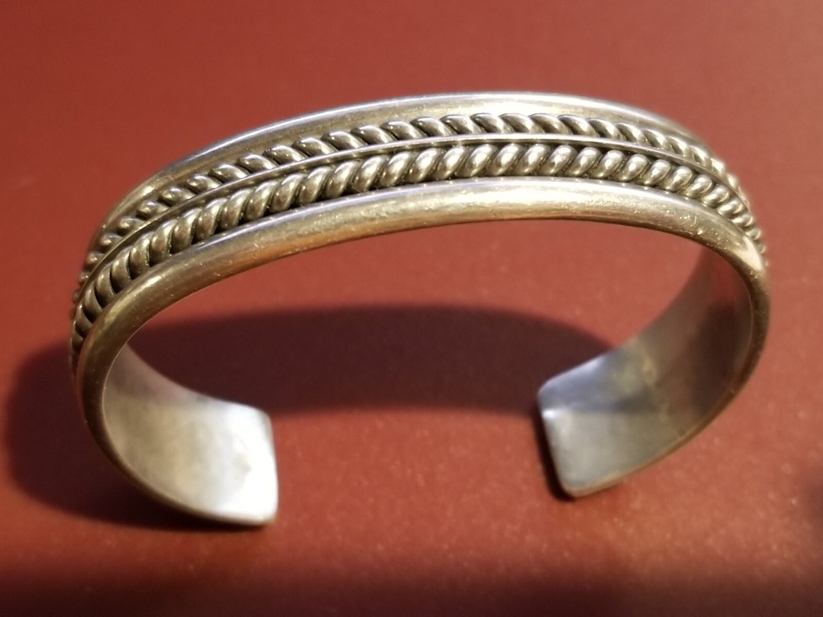 VINTAGE NAVAJO STERLING SILVER CUFF BRACELET BY TOM HAWK - 6.25
