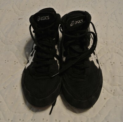ASICS Matflex 3 Youth Size 5.5 Wrestling Shoes Black White Sneakers C129N