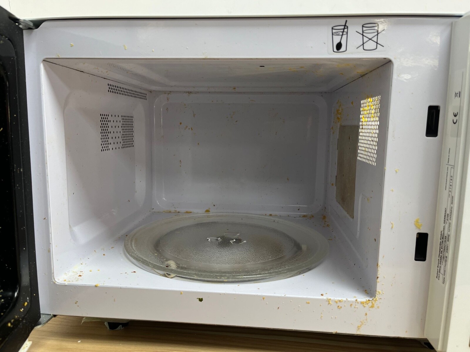 Bosch HMT75M421B Serie 2 Freestanding 800W Microwave Oven, 17 litre