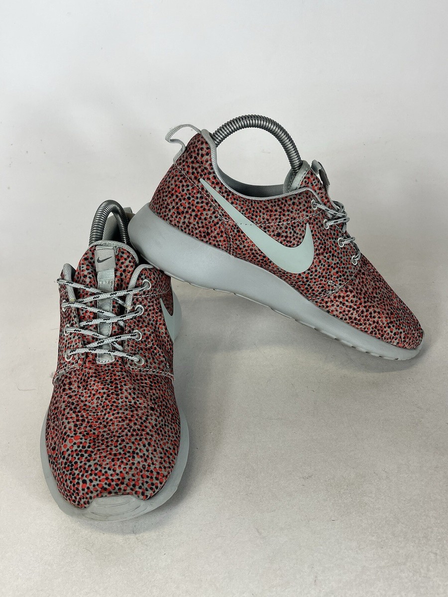 Nike Roche Run Cheetah Running Shoes Women Size Athletic Sneakers  599432-800