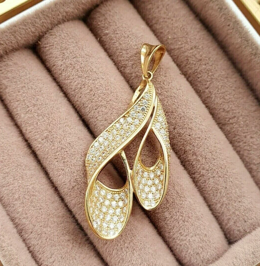 Moissanite pendant yellow gold deals