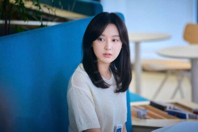 Kim-Ji-Won Yoon Myeong Joo hot cute Descendants of the Sun 2016 Photo - CL3434