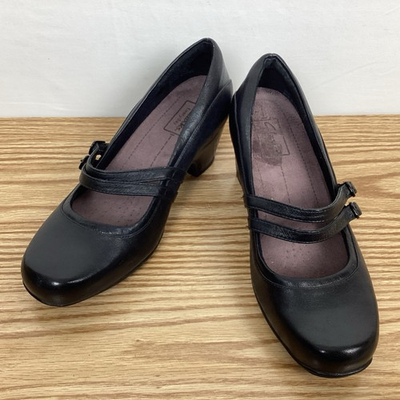 #ad Clarks Womans Sugar Dust Pumps Black Adjustable Straps Low Block Heel Sz 8 $25.00
