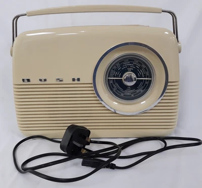 Bush TR82DAB Retro DAB/FM/MW/LW Radio funktioniert & PAT getestet - Bild 1 von 4