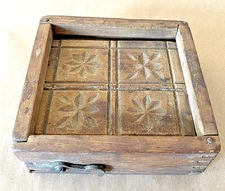 SPRINGERIE PRIMITIVE FOLK ART CARVING 4 SQUARE FLOWERS BUTTER MOLD