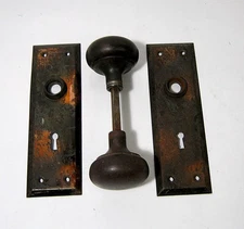 Vintage Metal Door Knobs and Face Plates