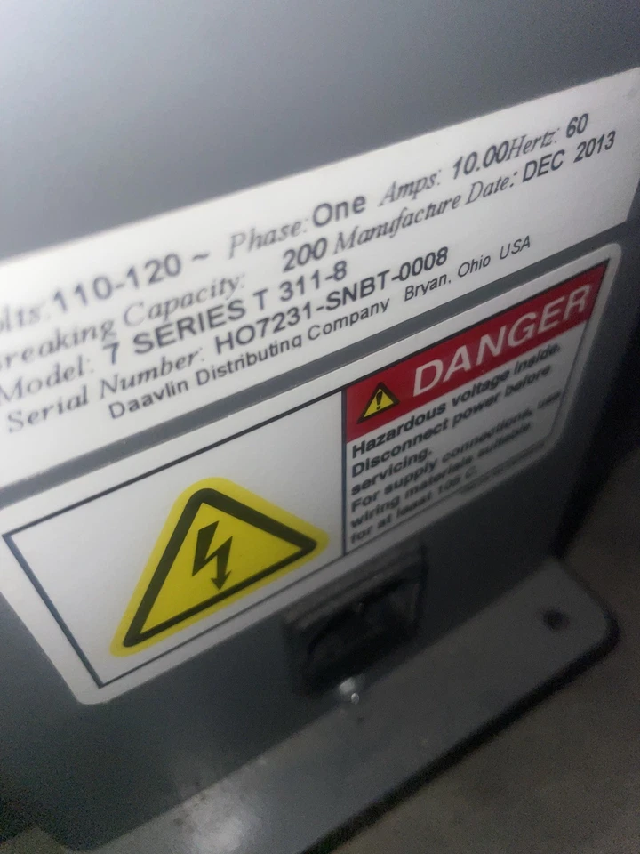 Unidad de fototerapia UVB de banda estrecha Daavlin serie 7 T311-8 - funciona perfectamente Foto 3 de 4