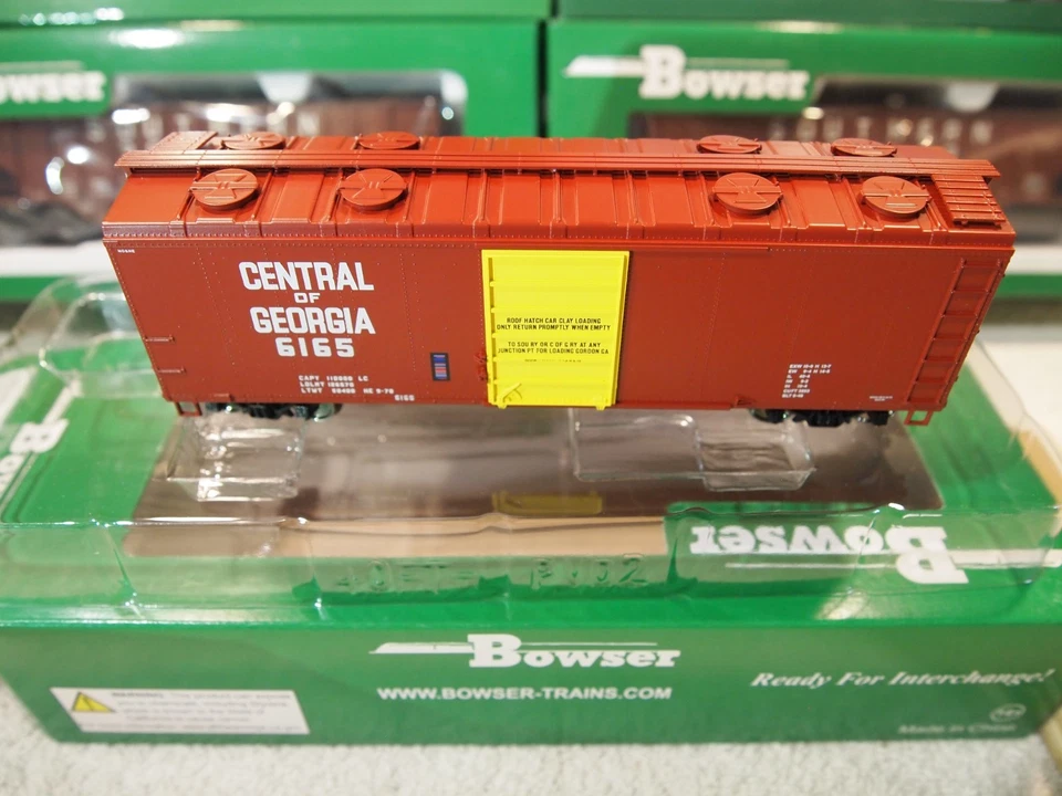 BOWSER  SOUTHERN RAILWAY COMPANY 2-100t  HOPPER, 3-40ft. + 1-50ft. BOX CARS  CN5 - Image 4 of 4