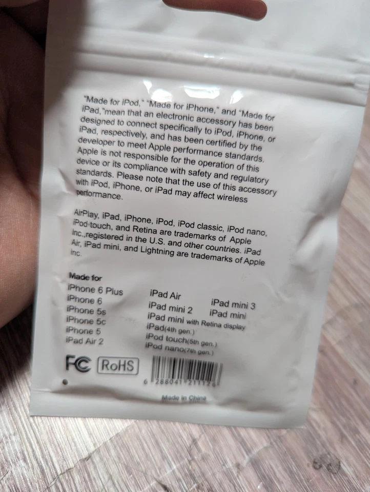 Trending Tech Apple 3 pies. (1m) Cable USB Lightning - Blanco Nuevo Precintado Lote De 100 Foto 3 de 4