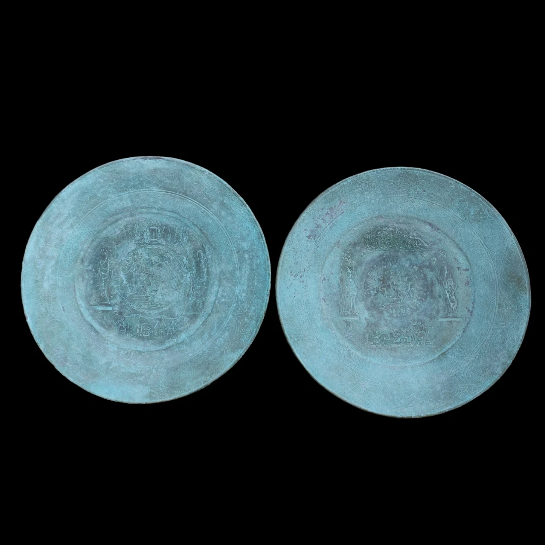 2 ANCIENT ROMAN BRONZE VOTIVE ENGRAVED PLATES with MYTHOLOGICAL SCENES 1-2 ct.