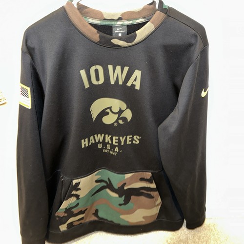 Iowa Hawkeyes Camo Pullover Nike Size Large - Picture 1 of 4