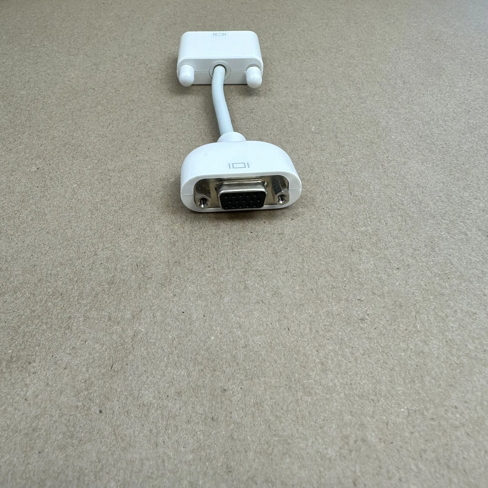 Genuine Apple DVI (Male) to VGA (Female) Monitor Adapter/Cable 603-3342 - Image 4 of 4