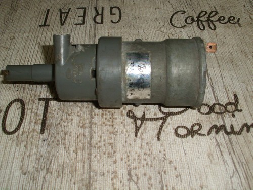 Oldtimer Waschwasserpumpe / Wischwasserpumpe Hella VW