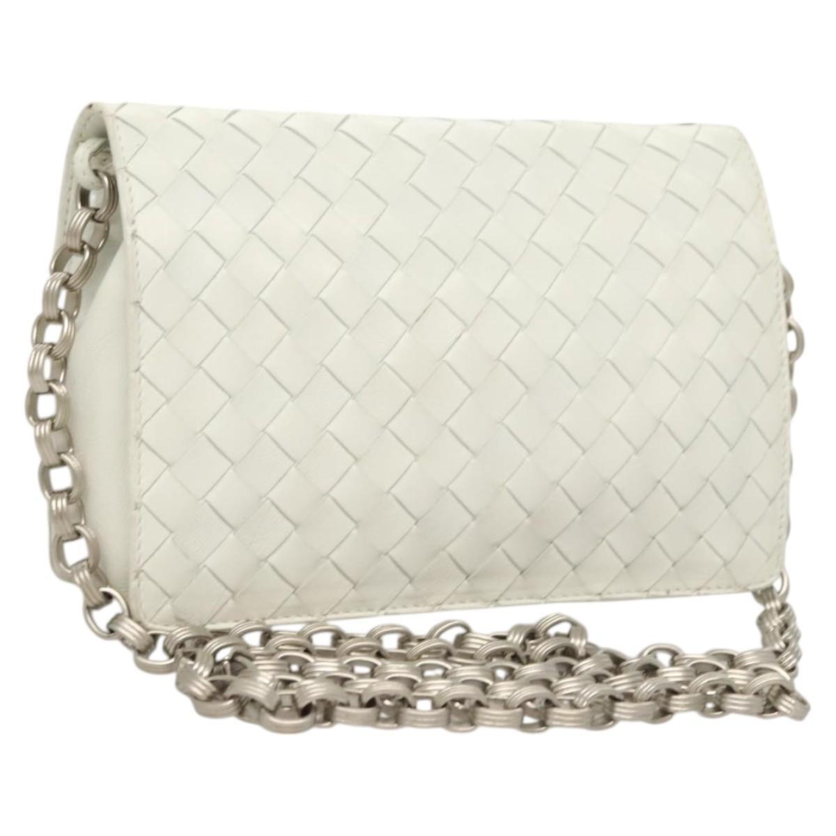 BOTTEGA VENETA ホワイトレザーバッグ BOTTEGA VENETA INTRECCIATO Chain Shoulder Bag Leather White